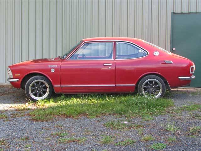 76 Datsun 180B SSS 72 Toyota Corolla KE25